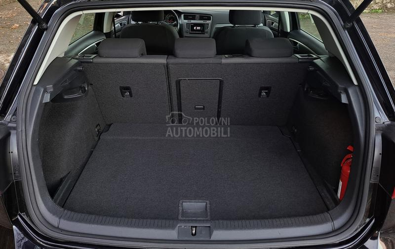 Volkswagen Golf 7 1.6 TDI bluemotion
