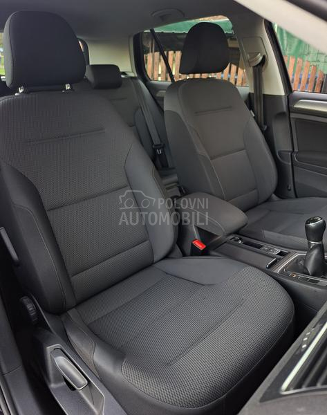 Volkswagen Golf 7 1.6 TDI bluemotion
