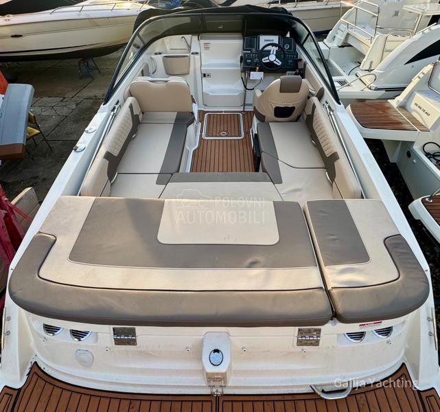 Bayliner VR6 Cuddy