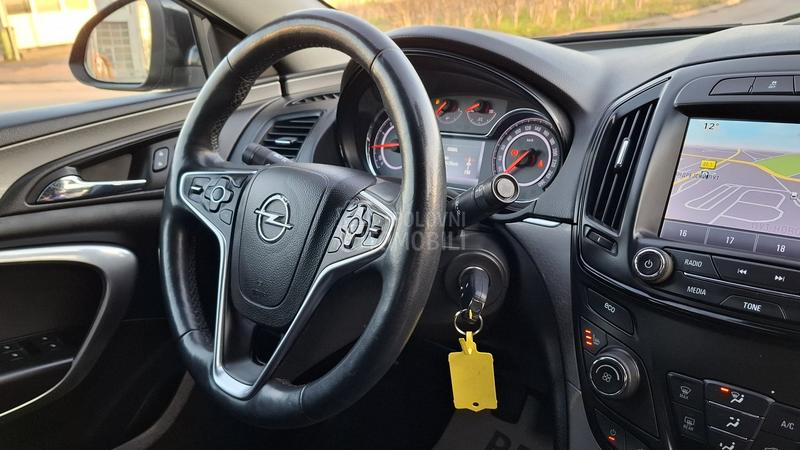 Opel Insignia P R E M I U M