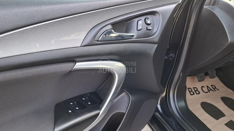 Opel Insignia P R E M I U M