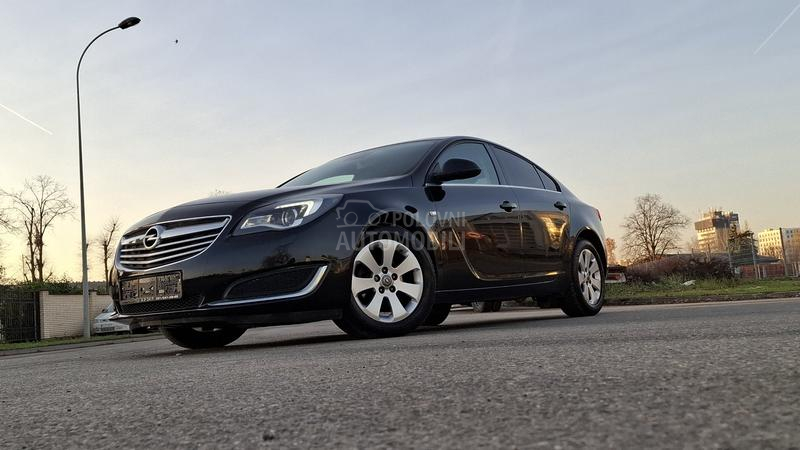 Opel Insignia P R E M I U M