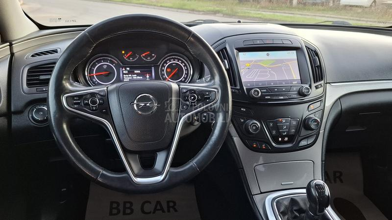 Opel Insignia P R E M I U M