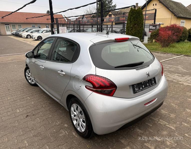 Peugeot 208 1.2