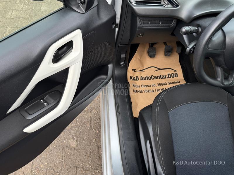 Peugeot 208 1.2
