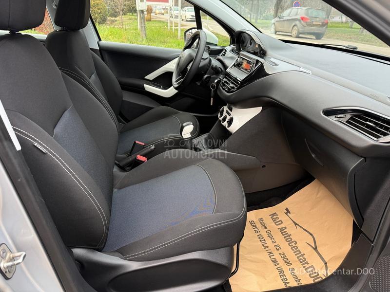 Peugeot 208 1.2