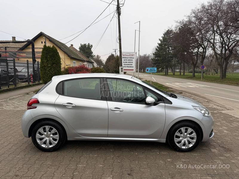 Peugeot 208 1.2