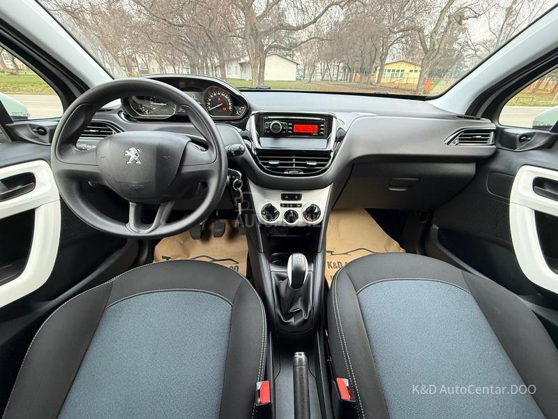 Peugeot 208 1.2