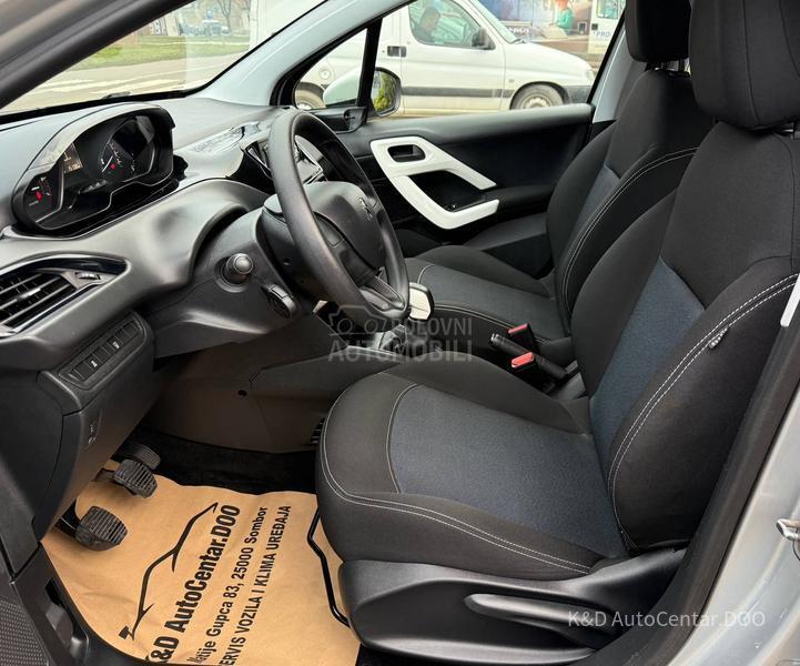 Peugeot 208 1.2
