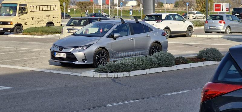 Toyota Corolla 1.5 SOL