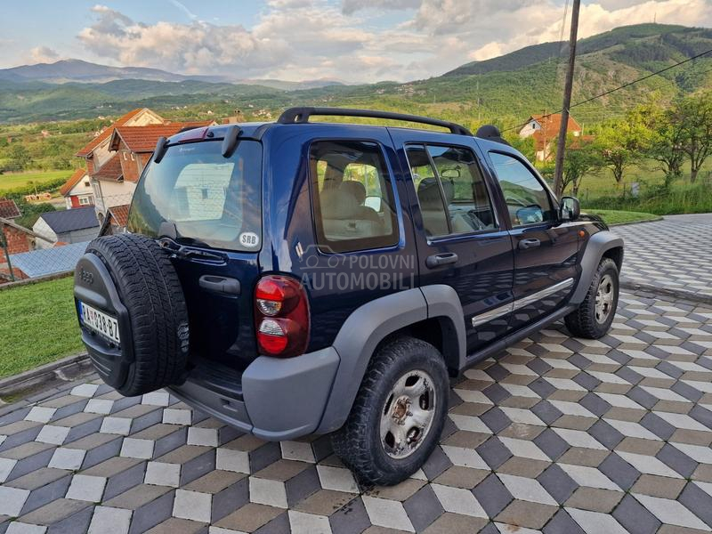 Jeep Cherokee 2,4