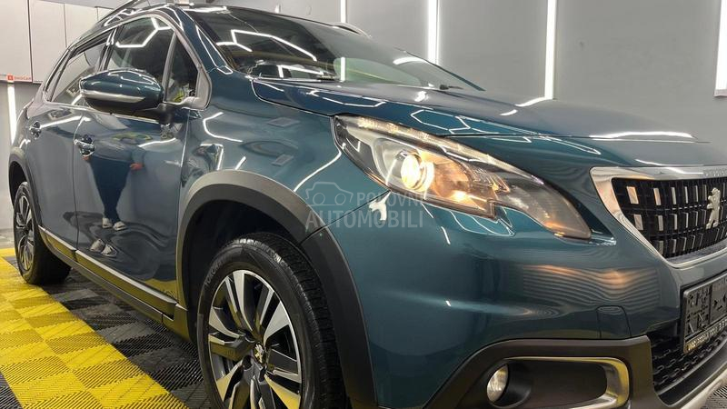 Peugeot 2008 ALLURE 1OF1