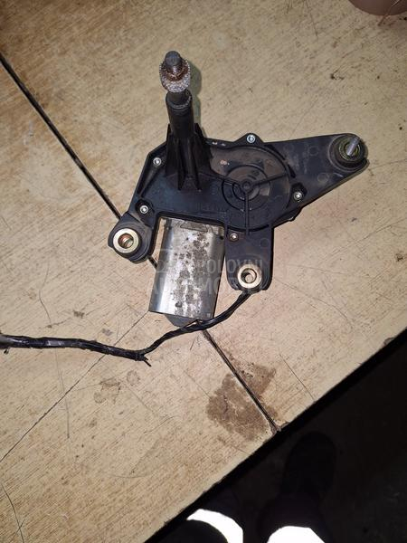 Motor brisaca zadnji Megan 2