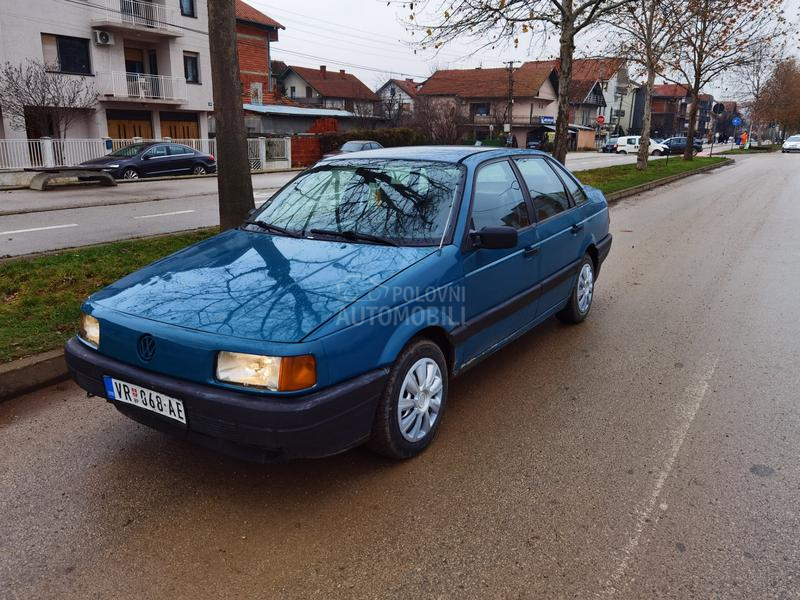 Volkswagen Passat B3 1.6 d air-con