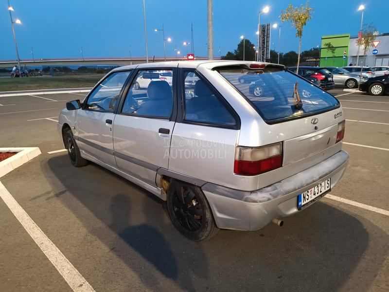 Zastava Florida In 1.6 In L