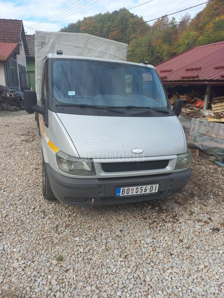 Ford Transit putar4600