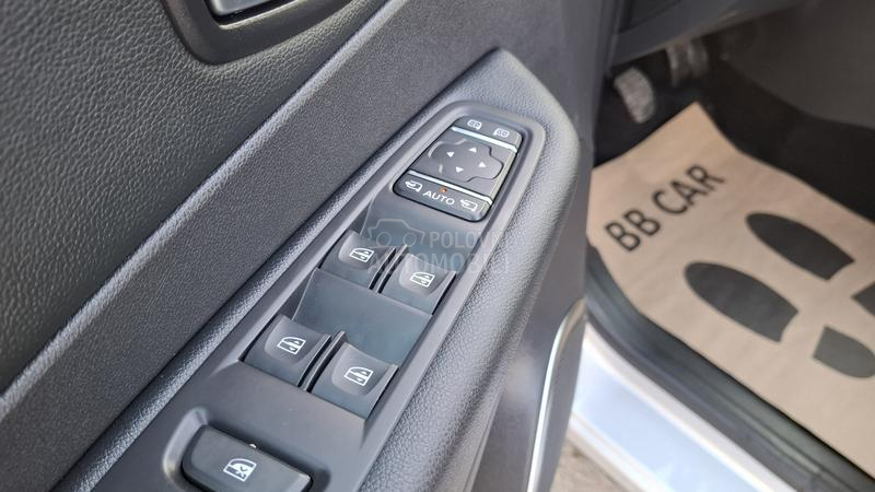 Renault Captur by color