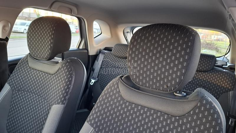 Renault Captur by color