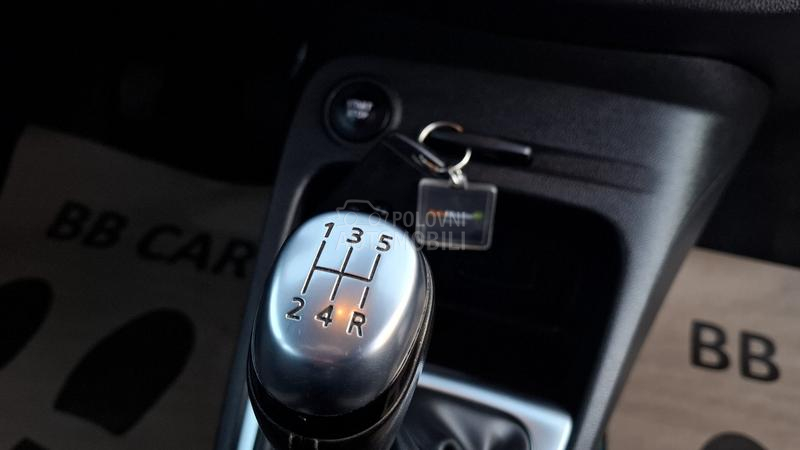 Renault Captur by color