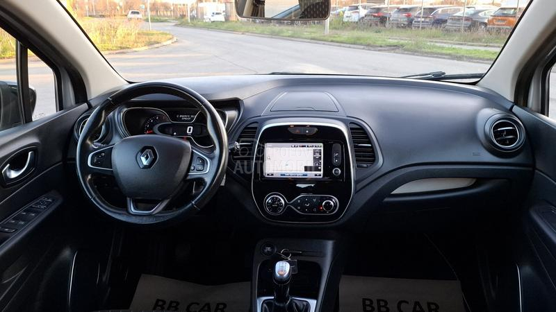 Renault Captur by color