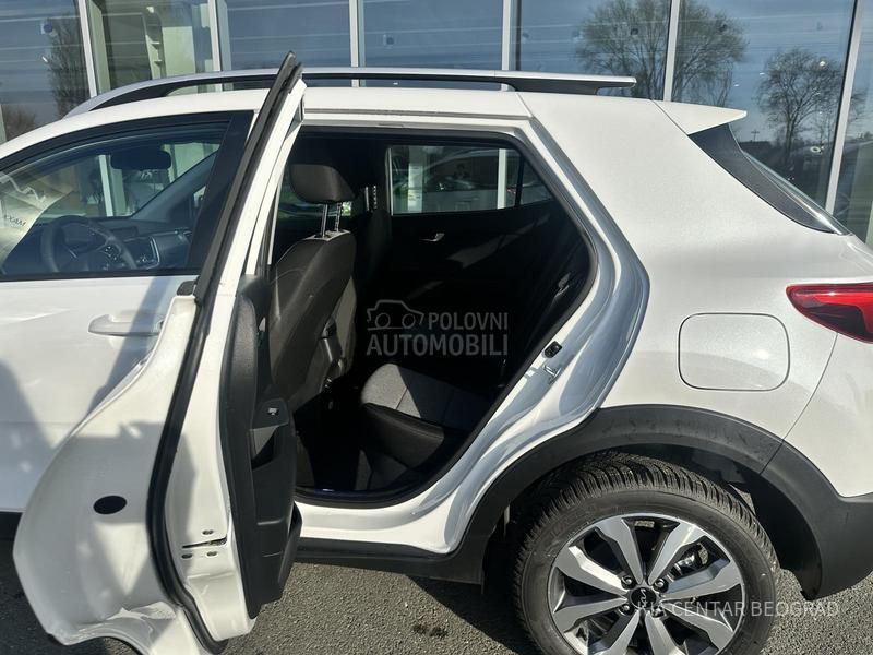 Kia Stonic G1.2 LX URBAN M/T