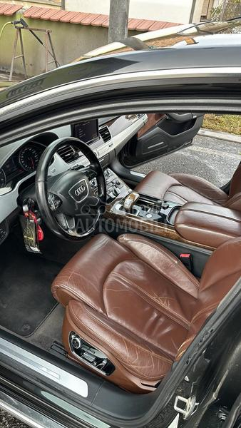 Audi A8 4.2 Long Tek R.E.G