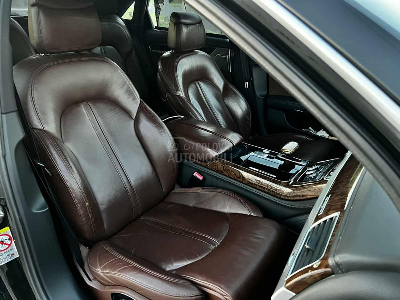 Audi A8 4.2 Long Tek R.E.G