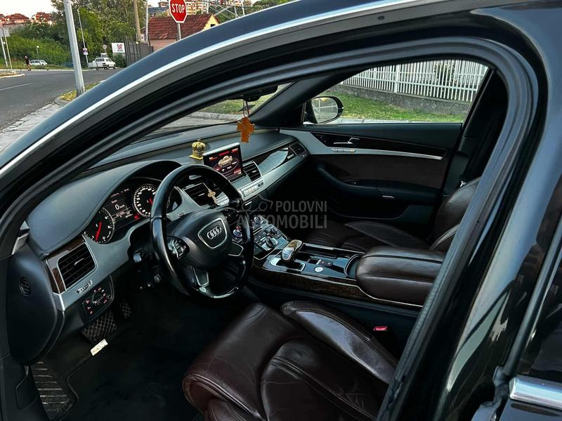 Audi A8 4.2 Long Tek R.E.G