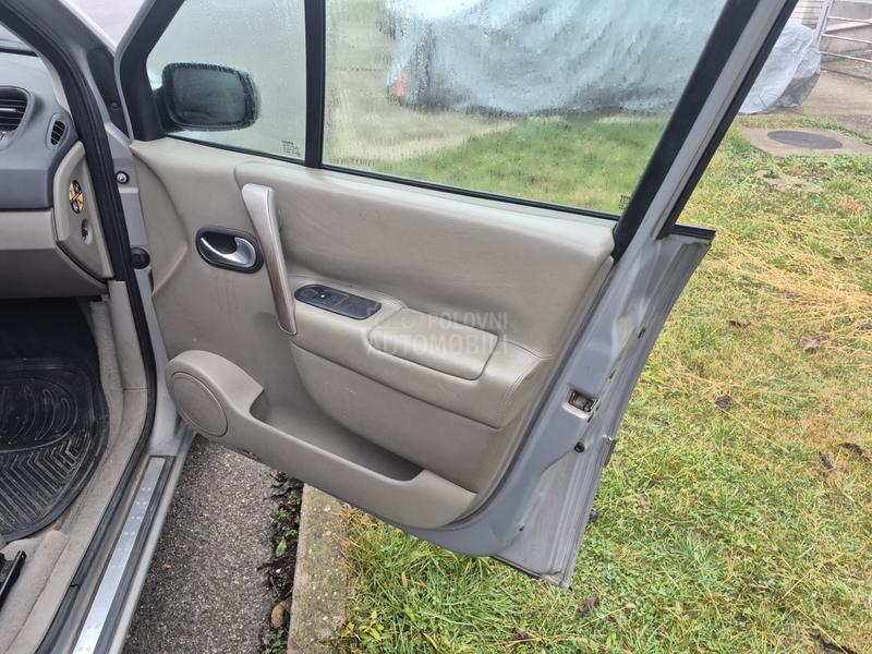 Renault Scenic 1.6 16v TOOP