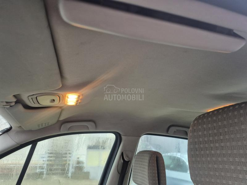 Renault Scenic 1.6 16v TOOP