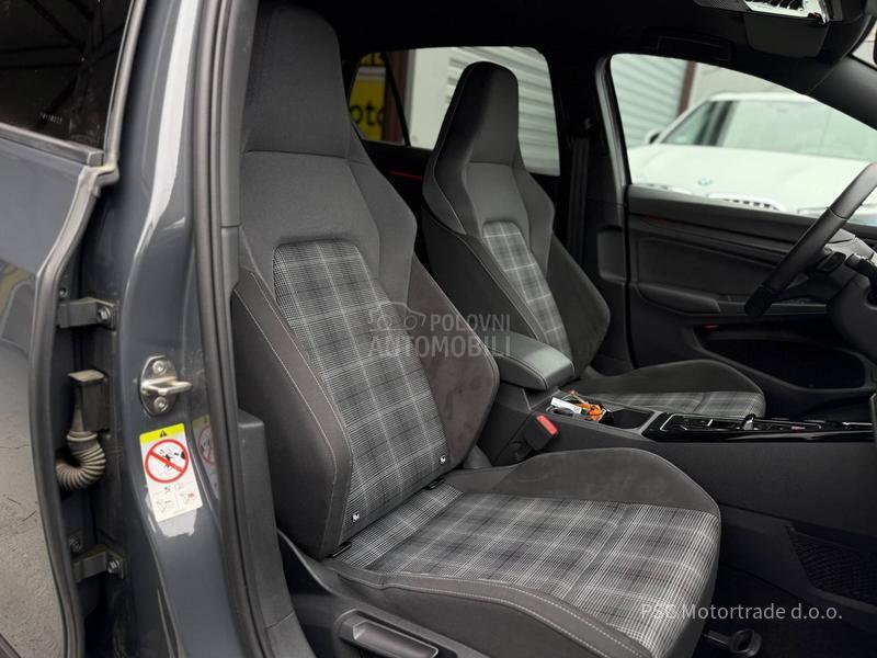 Volkswagen Golf 8 GTD/Nardo/Black/IQ