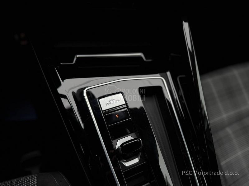 Volkswagen Golf 8 GTD/Nardo/Black/IQ