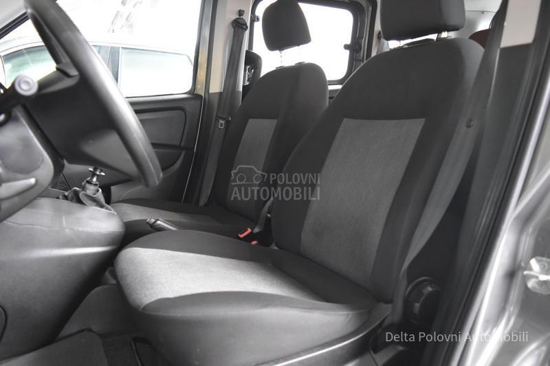 Fiat Doblo 1.4 N1 Sedište