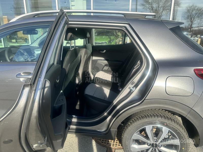 Kia Stonic G1.2 LX URBAN M/T