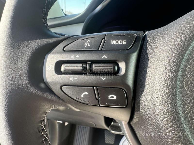 Kia Stonic G1.2 LX URBAN M/T
