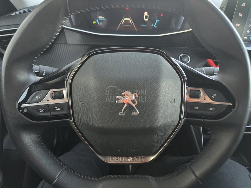 Peugeot 2008 1.2 Allure Virtual