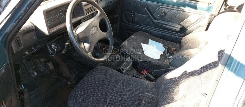 Lada Niva 1,7i