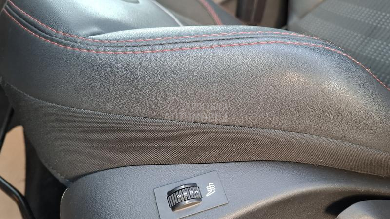 Peugeot 2008 Gt line 1/1