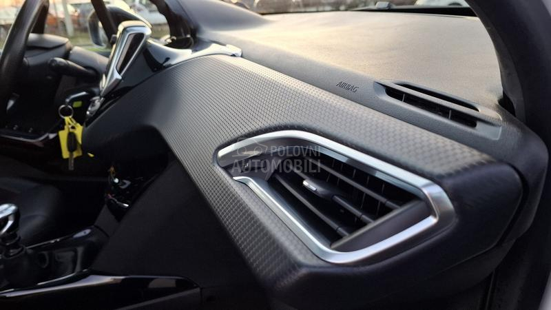 Peugeot 2008 Gt line 1/1