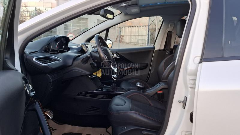 Peugeot 2008 Gt line 1/1