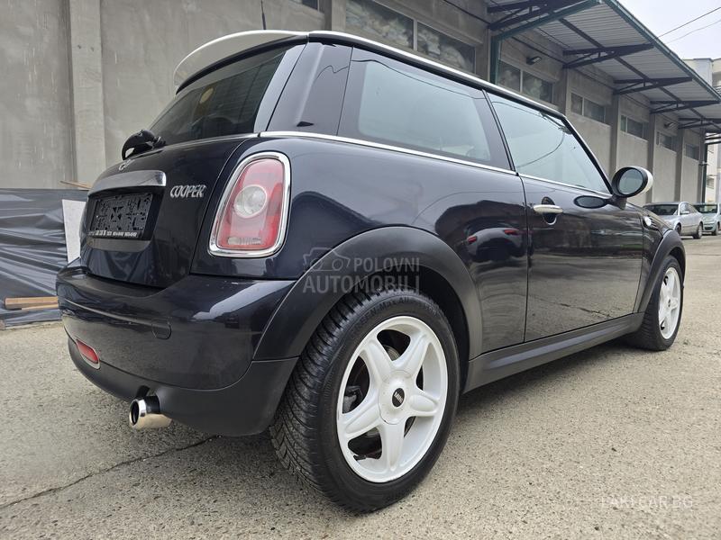 MINI Cooper 1.6b