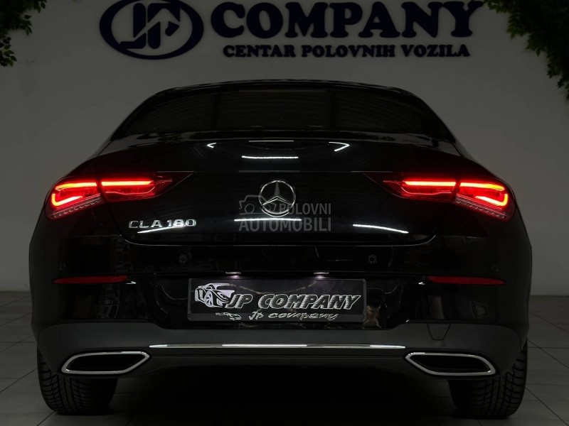 Mercedes Benz CLA 180 AMB AUT