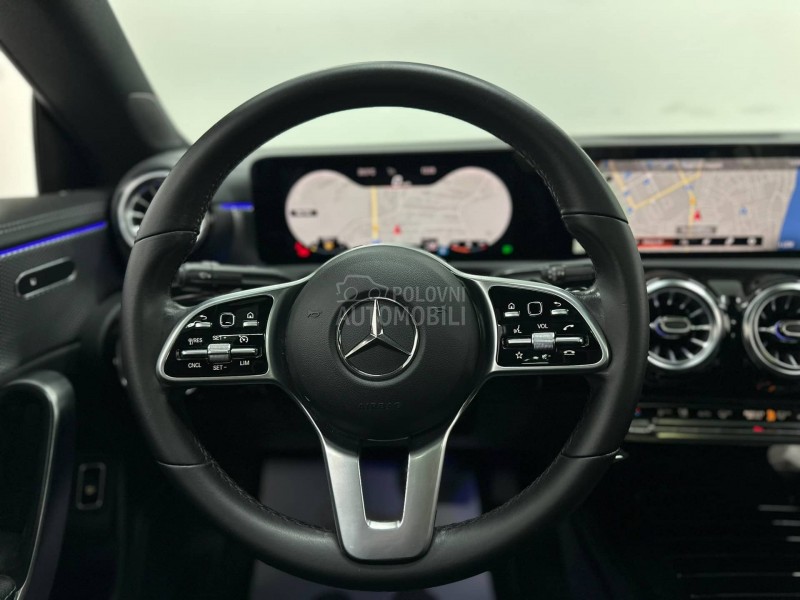 Mercedes Benz CLA 180 AMB AUT