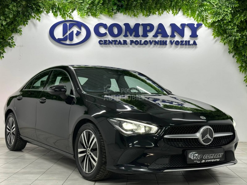 Mercedes Benz CLA 180 AMB AUT