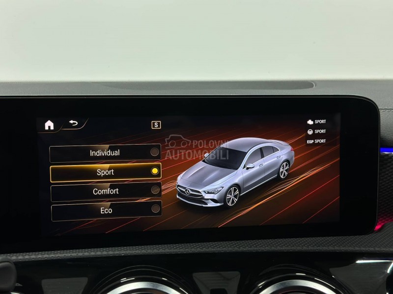 Mercedes Benz CLA 180 AMB AUT