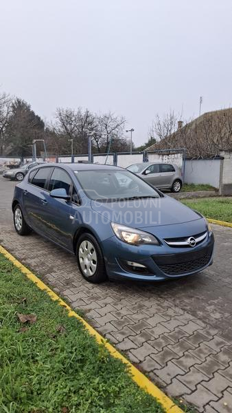 Opel Astra J 1.6cdti