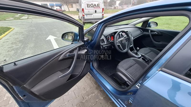 Opel Astra J 1.6cdti