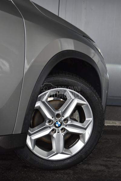 BMW X1 sDrive 18i AT