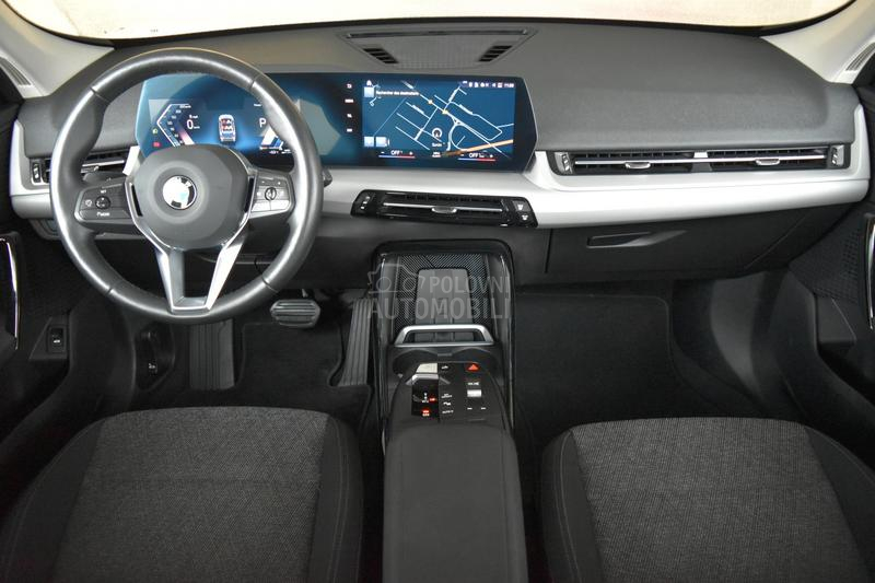 BMW X1 sDrive 18i AT