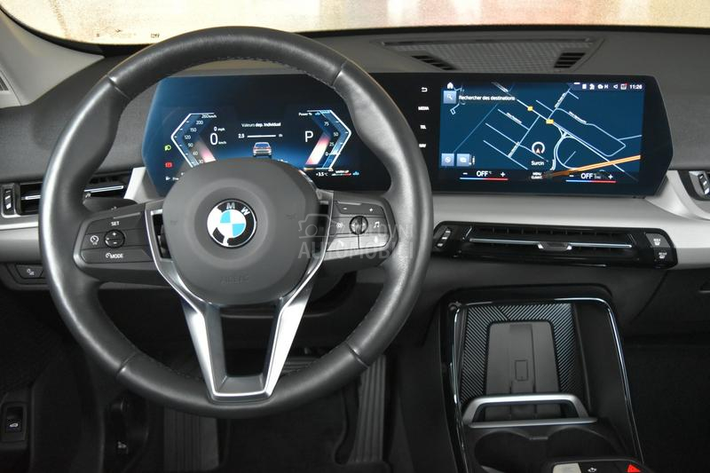 BMW X1 sDrive 18i AT